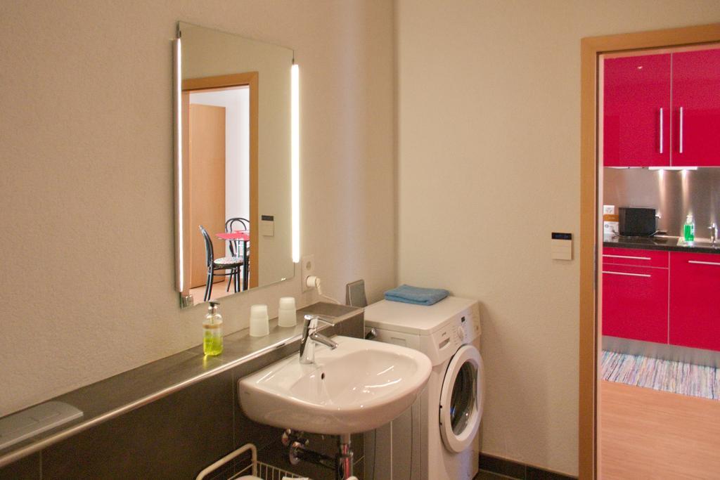 Chez Pio Apartment Murten Bilik gambar